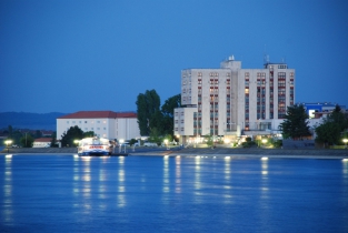 ВЕЛИКДЕН 2023 в КЛАДОВО - на брега на ДУНАВА - хотел DJERDAP 3*